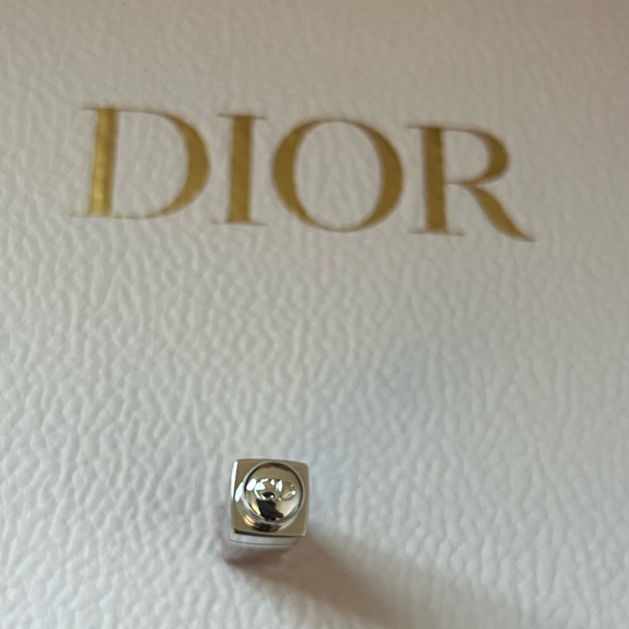 NWOT Dior lip plumping mini size rose nude color - Picture 2 of 3